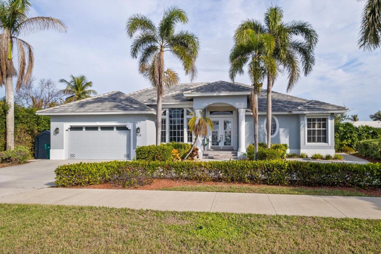 Marco Island Majesty Villa Exterior photo